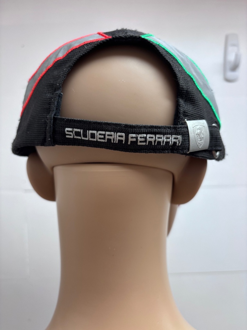 Scuderia Ferrari Black Baseball Cap Hat Adjustable One Size - Picture 2 of 11